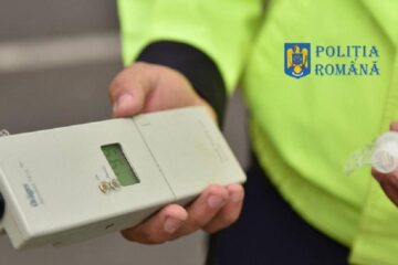 Șoferiță depistată băută după ce nu a acordat prioritate unor copii aflați pe trecerea de pietoni