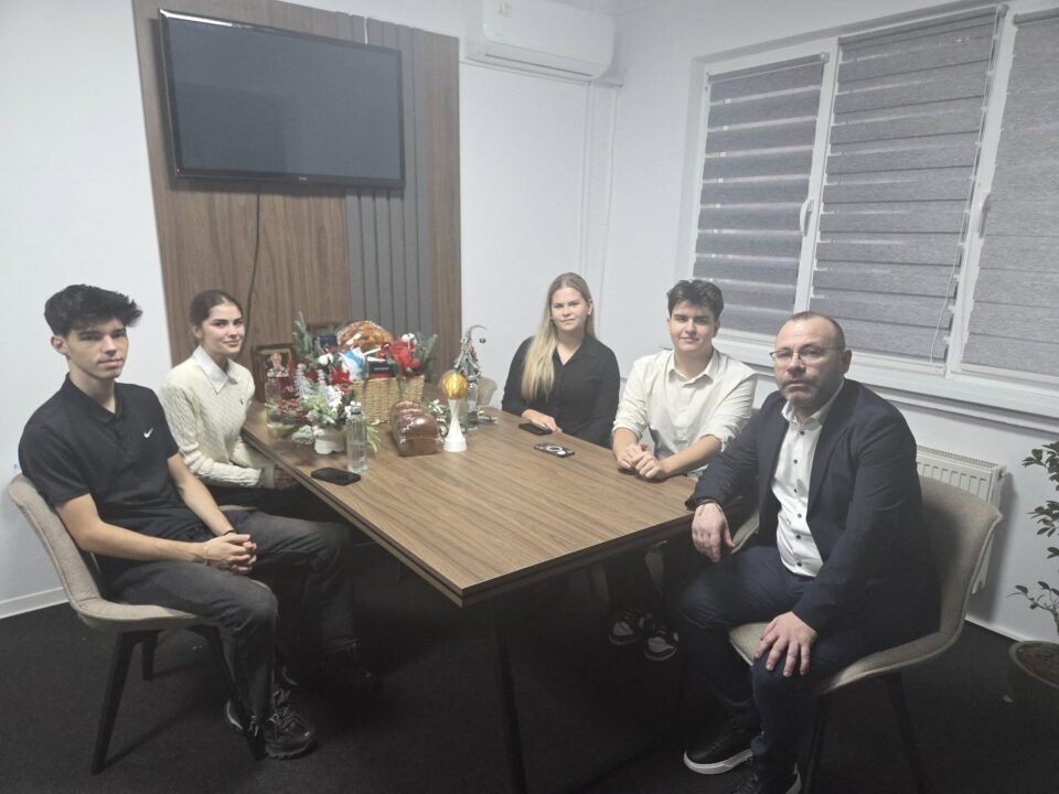 O ștefanistă din clasa a X-a este noul lider al elevilor suceveni