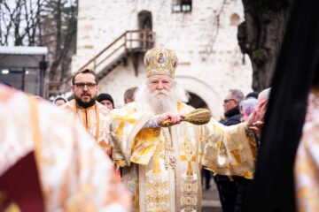 Îndelunga răbdare, blândețea și dragostea sunt leacul împotriva mâniei