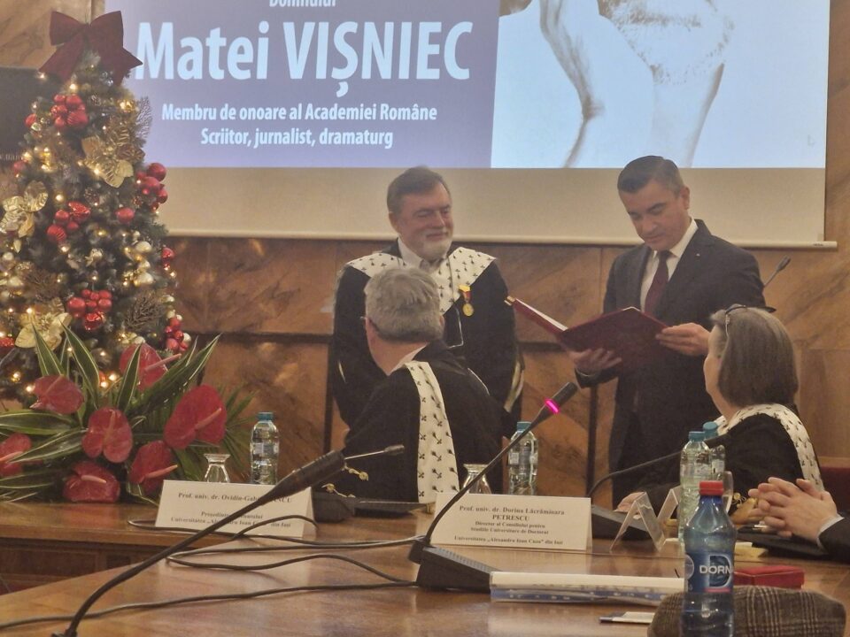 Maestrul Matei Vișniec a devenit Doctor Honoris Causa al Universității „Alexandru Ioan Cuza” și cetățean de onoare al Iașiului