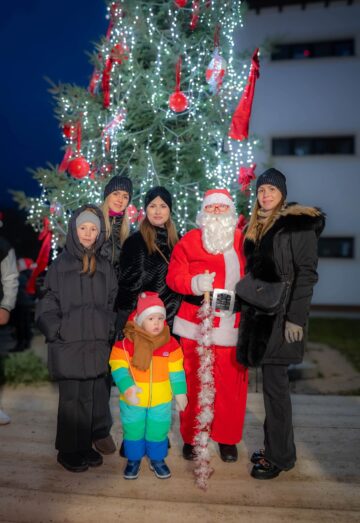 Deschiderea parcului „Brăduțul” din Moldovița, de Moș Nicolae