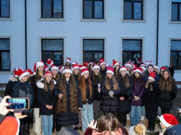 Deschiderea parcului „Brăduțul” din Moldovița, de Moș Nicolae