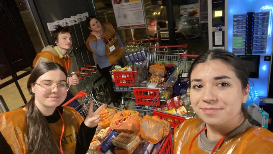 Sucevenii, din nou exemplu de solidaritate: peste 9 tone de alimente donate în trei zile