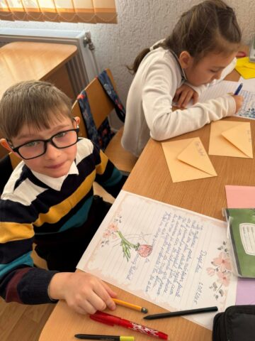 „Rețeaua Prieteniei” – Scrisori care unesc copiii din România, la Liceul Teoretic „Iorgu Vârnav Liteanu” din Liteni