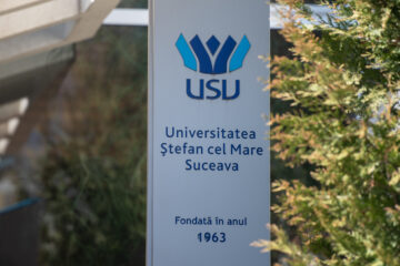 Întâlnire a scriitorilor suceveni cu președintele Filialei Iași a Uniunii Scriitorilor din România, la USV
