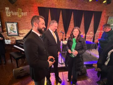 Înfrățirea dintre Suceava și Lansing, capitala Statului Michigan, semnată în SUA, de viceprimarul Daniel Ungurian