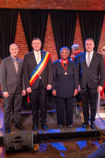 Înfrățirea dintre Suceava și Lansing, capitala Statului Michigan, semnată în SUA, de viceprimarul Daniel Ungurian