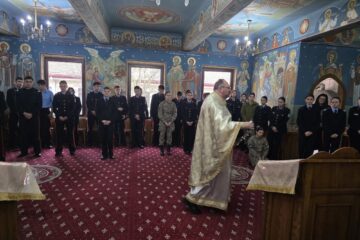 Sfânta Liturghie oficiată pentru elevii Colegiului Național Militar Câmpulung Moldovenesc