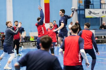 Universitarii le-au pus gând rău celor de la Vaslui Universitarii le-au pus gând rău celor de la Vaslui