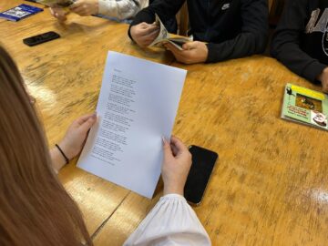 Omagiu lui Nicolae Labiș, la Liceul Teoretic „Iorgu Vârnav Liteanu” din Liteni: Literatura care unește generații