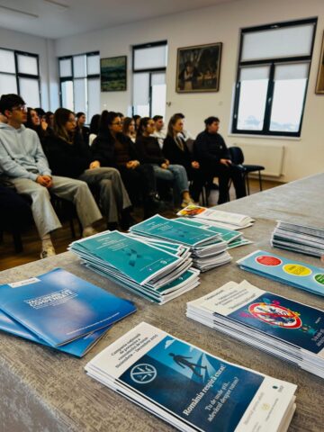 Campania „Prevenția începe cu informarea” – Elevii din Liteni, mai aproape de sănătate prin cunoaștere