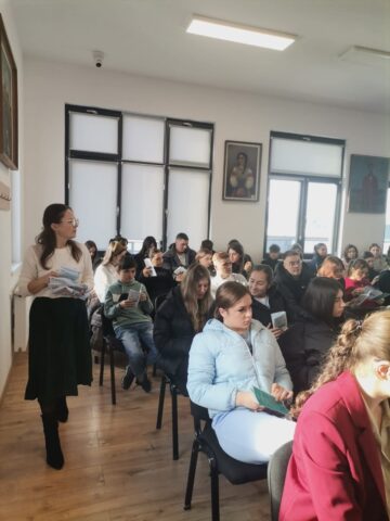 Campania „Prevenția începe cu informarea” – Elevii din Liteni, mai aproape de sănătate prin cunoaștere