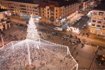 Suplimentare cu 200.000 de lei a bugetului revelionului Sucevei, care ajunge la 700.000 de lei, fără TVA Suplimentare cu 200.000 de lei a bugetului revelionului Sucevei, care ajunge la 700.000 de lei, fără TVA