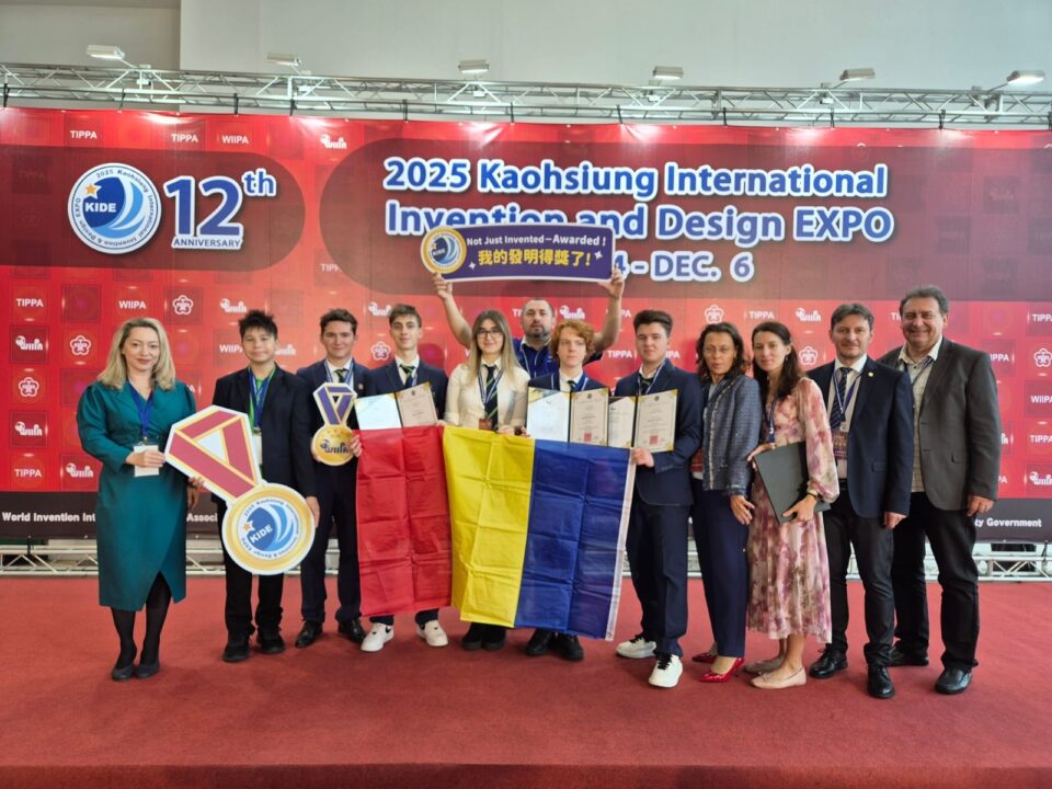 Participanți USV medaliați la marele concurs de inventică