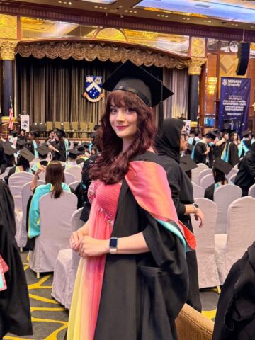 Performanță la celălalt capăt al lumii: o suceveancă este șefă de promoție la masterat în Malaezia