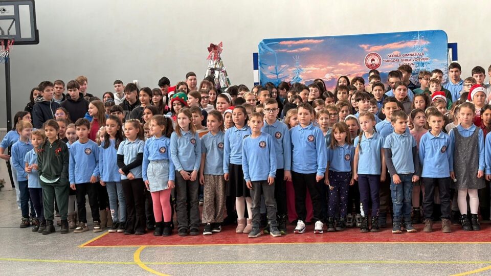 ,,Dulce Crăciun Fest” – gusturi internaționale și generozitate la  Școala Gimnazială „Grigore Ghica Voievod”