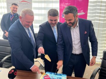 Wizz Air a redeschis baza aeriană de la Suceava. Șoldan: „Încă din primul an de mandat am realizat problema care a ținut departe ani la rând companiile aeriene”