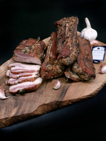 Rogelya Fălticeni, bunătăți tradiționale din ingrediente curate, pentru masa de Crăciun