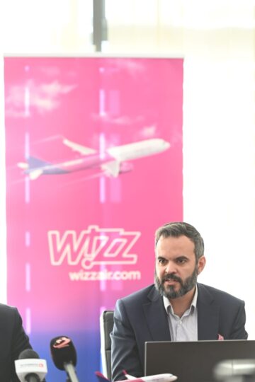 Wizz Air a redeschis baza aeriană de la Suceava. Șoldan: „Încă din primul an de mandat am realizat problema care a ținut departe ani la rând companiile aeriene”