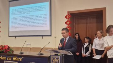 Clasă Confucius inaugurată la Colegiul ”Ștefan cel Mare”. Limba și cultura chineză, mai aproape de elevi