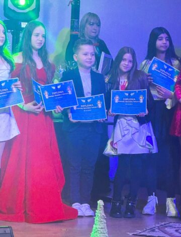 Marele Trofeu al Festivalului „Angel Voices”, ediția a II-a, a ajuns la Suceava. Sara Tîrnoveanu este câștigătoarea