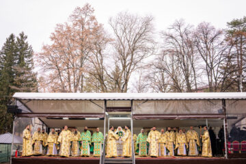 Chemare la primenirea sufletului prin evlavie, smerenie și pocăință pentru primirea Sfintei Euharistii, izvorul legăturii noastre cu Hristos Chemare la primenirea sufletului prin evlavie, smerenie și pocăință pentru primirea Sfintei Euharistii, izvorul legăturii noastre cu Hristos