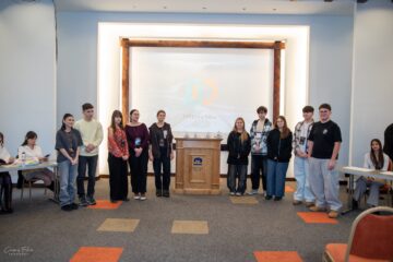 Dezbaterilor aprinse între liceeni, la Bucovina Open. Trofeul concursului a mers la ștefaniști