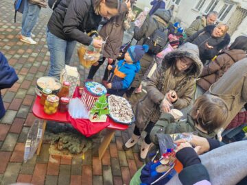 Târg de Crăciun, la Grădinița Piticot Suceava