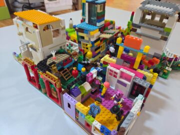 Preșcolari din 35 de grădinițe au construit din lego „Grădinița mea – locul bucuriei și al jocului”
