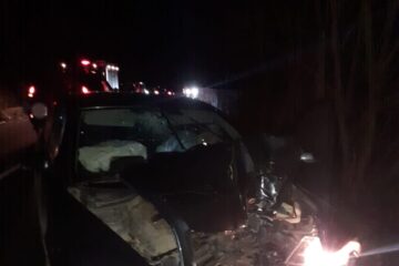 O adolescentă în stare de inconștiență, dar și alți doi tineri, transportați la spital după un accident rutier O adolescentă în stare de inconștiență, dar și alți doi tineri, transportați la spital după un accident rutier