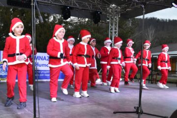 Spectacolul de Crăciun al elevilor de la Școala Gimnazială Nr. 1 Gura Humorului