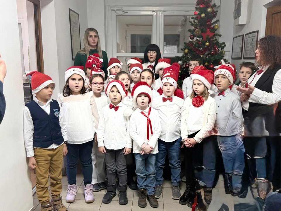 Primii colindători din acest an la „Monitorul de Suceava” Primii colindători din acest an la „Monitorul de Suceava”