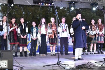 Spectacolul de Crăciun al elevilor de la Școala Gimnazială Nr. 1 Gura Humorului