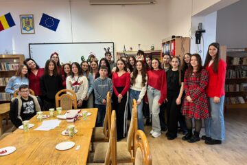 O atmosferă de sărbătoare la Liceul Teoretic „Iorgu Vârnav Liteanu” din Liteni: „Nostalgia Crăciunului”, organizată de CȘE O atmosferă de sărbătoare la Liceul Teoretic „Iorgu Vârnav Liteanu” din Liteni: „Nostalgia Crăciunului”, organizată de CȘE