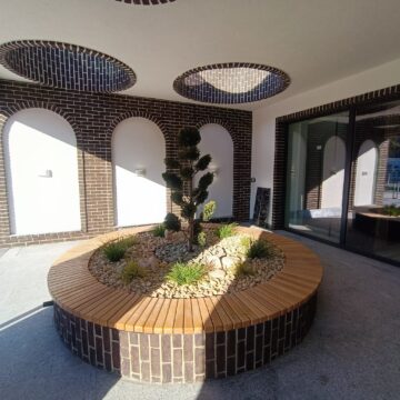 Primul bloc de la fosta fabrică de sticlă din Suceava schimbă total fostul peisaj printr-un ambițios proiect al Ucasy Homes