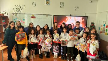 „Christmas for Everyone” – Interact Fălticeni aduce bucuria Crăciunului în zece comunități locale