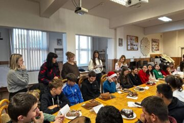 Crăciunul francofon – cultură, emoție și educație – Proiect educațional desfășurat la Liceul Teoretic „Iorgu Vârnav Liteanu” din Liteni