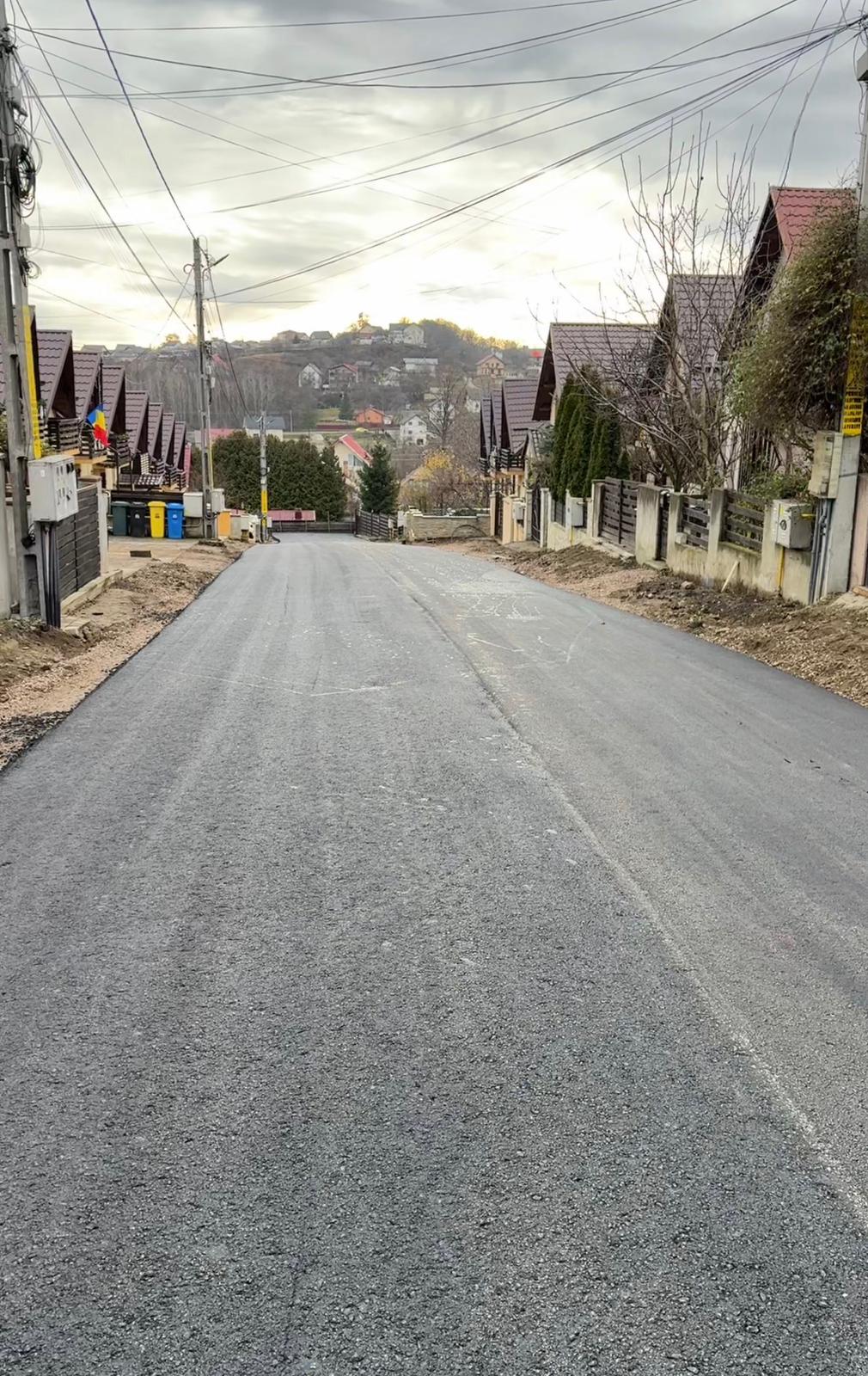 A fost asfaltată și ultima stradă din cartierul nou din zona Tătărași, din Ipotești