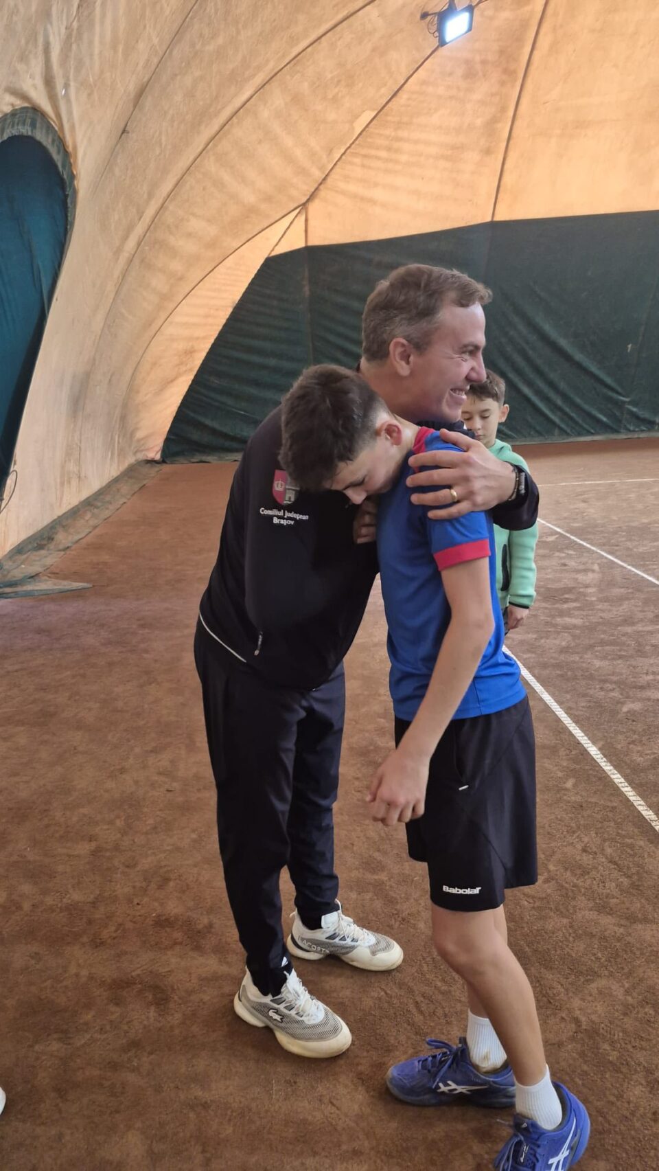 Fălticeneanul David Arcip, convocat la lotul național de tenis U16 al României