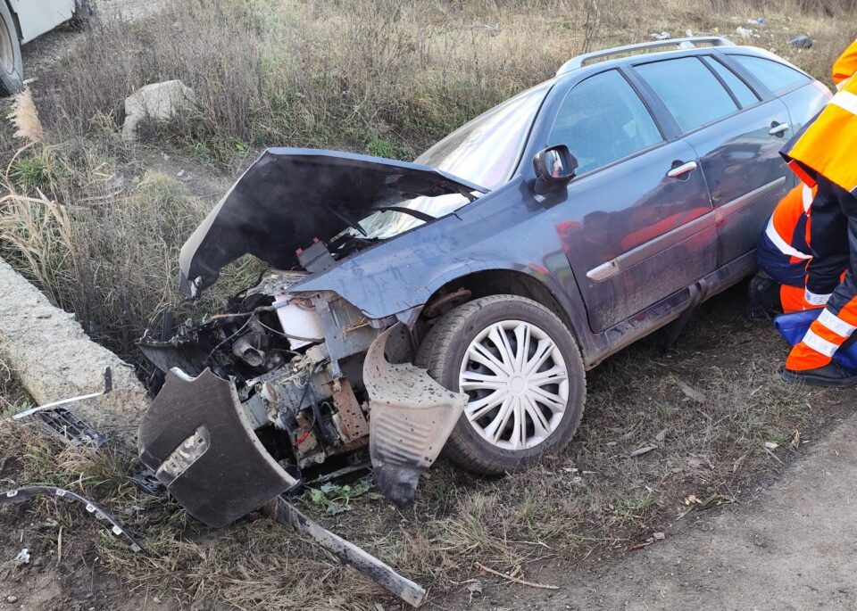 Accident cu doi răniți între Șcheia și Stroiești Accident cu doi răniți între Șcheia și Stroiești