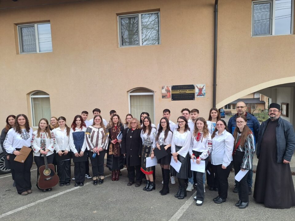 Febra campaniei „Dăruiește de Moș Crăciun” a pătruns în rândul studenților din USV Febra campaniei „Dăruiește de Moș Crăciun” a pătruns în rândul studenților din USV