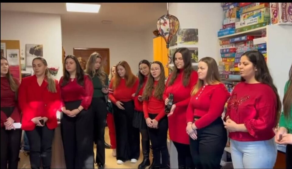 Febra campaniei „Dăruiește de Moș Crăciun” a pătruns în rândul studenților din USV