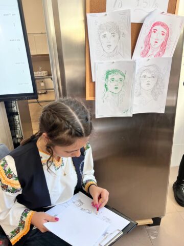 Târg caritabil de Crăciun, la Colegiul de Industrie Alimentară Suceava