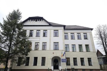 Școala „Petru Comarnescu” Gura Humorului, construită la 1910, reabilitată cu peste un milion de euro