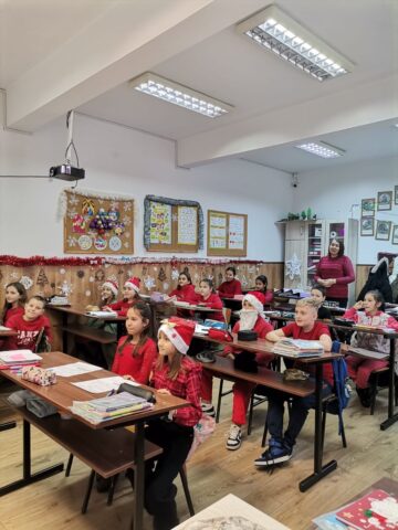 „Cea mai frumoasă clasă de Crăciun” – tradiție educațională la Liceul Teoretic „Iorgu Vârnav Liteanu” din Liteni