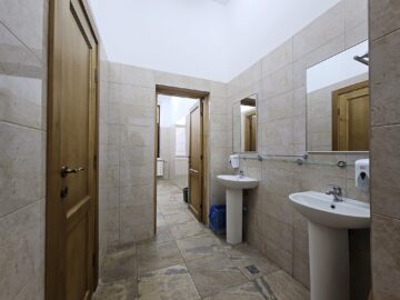 Școala „Petru Comarnescu” Gura Humorului, construită la 1910, reabilitată cu peste un milion de euro