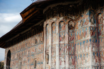 Descoperirile arheologice de la Mănăstirea Humorului, valorizate odată cu finalizarea lucrărilor de restaurare