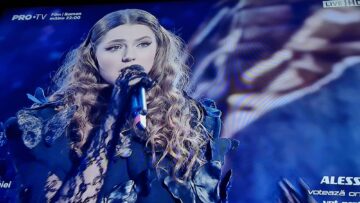 Alessia Pop, câștigătoarea trofeului și al marelui premiu de 100.000 euro al competiției „Vocea României”