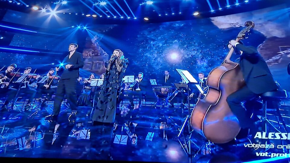 Alessia Pop, câștigătoarea trofeului și al marelui premiu de 100.000 euro al competiției „Vocea României”