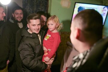 Daruri de Crăciun de la tinerii social-democrați pentru copii și vârstnici din familii necăjite